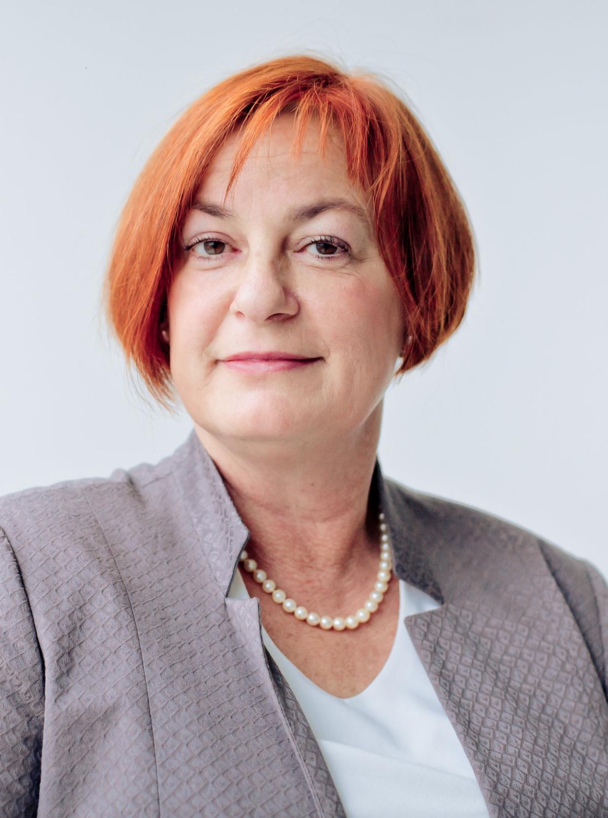 Dr. Sabine Kramer